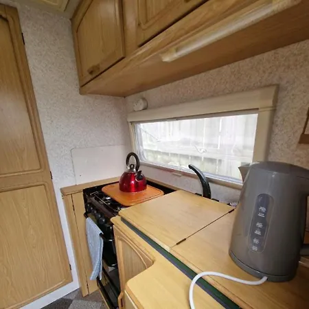 캠프장 Parkhouse Farm Caravan