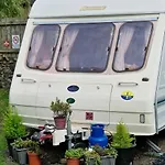 Parkhouse Farm Caravan 营地 *